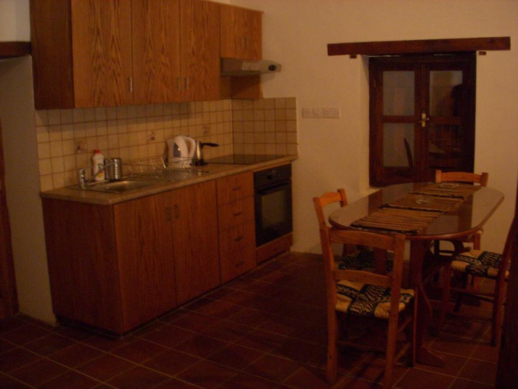 Patriko Traditional House Какопетрия Экстерьер фото